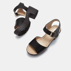 KOI footwear Black Ankle Strap Chunky Platform Cleated Sandals<Women'S Platform Sandals