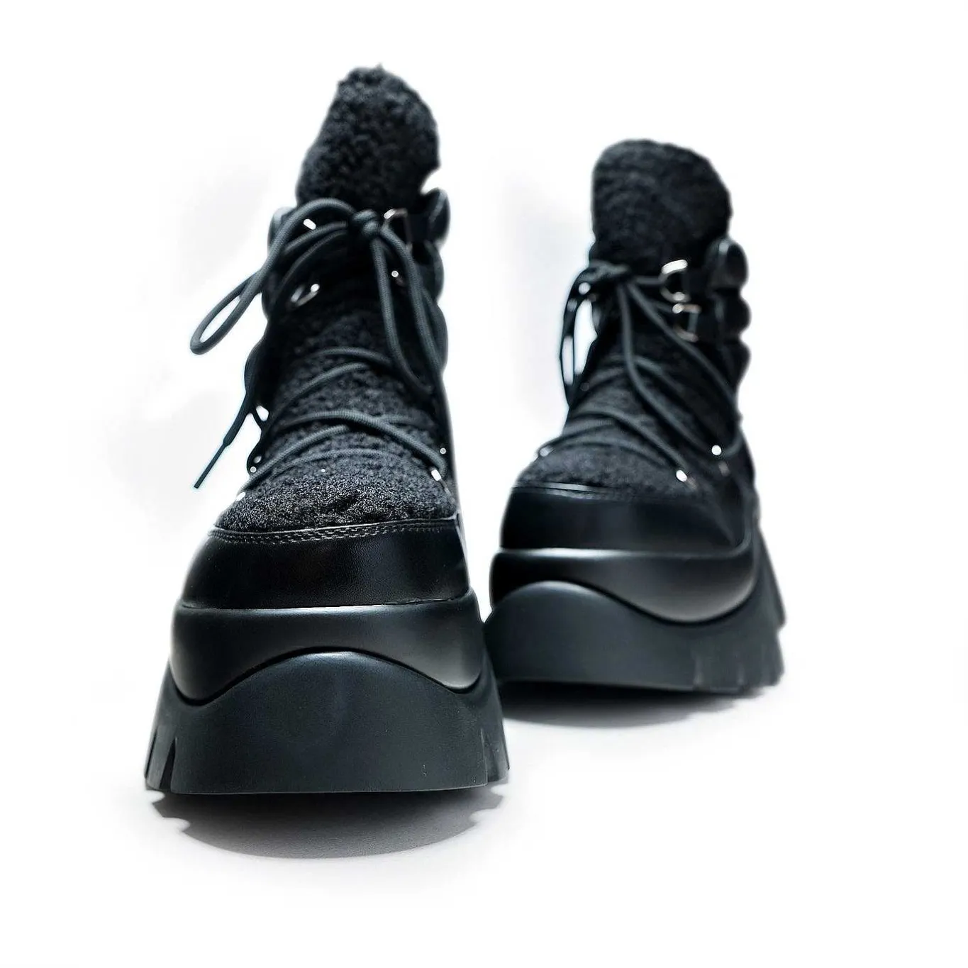 KOI footwear Black Fluffy Vilun Winter Boots |<Women'S Snow Boots