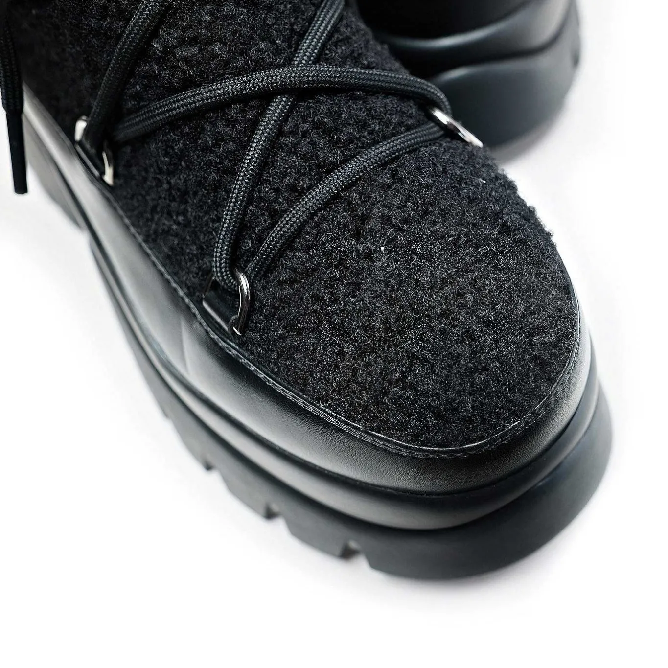 KOI footwear Black Fluffy Vilun Winter Boots |<Women'S Snow Boots
