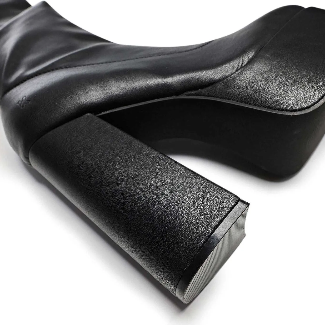 KOI footwear The Redemption Plus Size Thigh High Boots<Women'S Chunky Boots